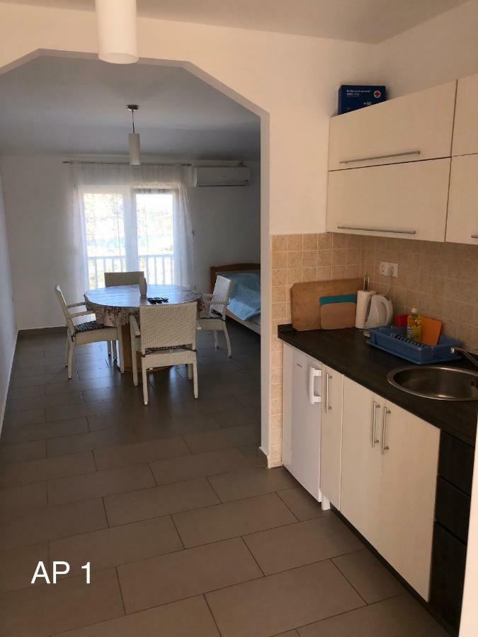 Apartments Zora Rogoznica  Eksteriør bilde